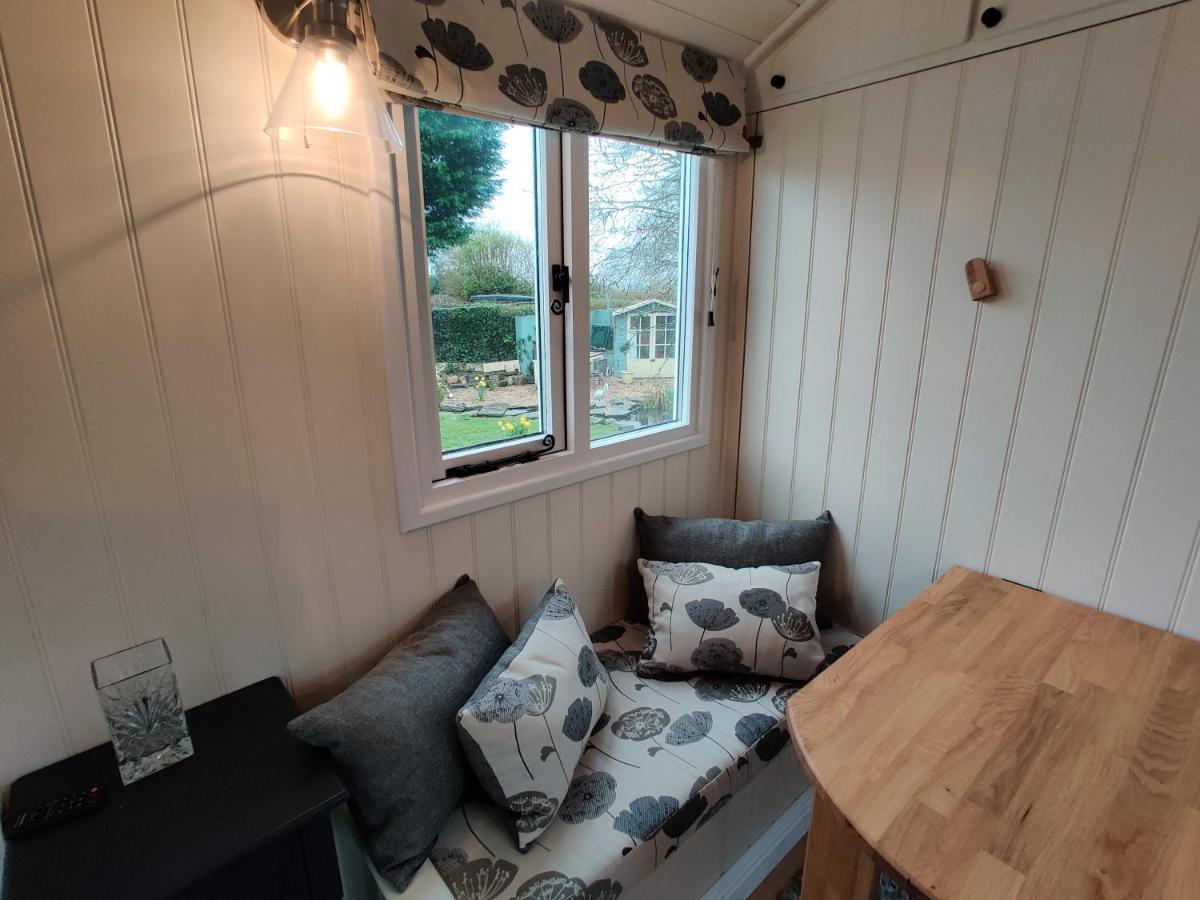 The Duck House Apartment Swansea Exterior photo